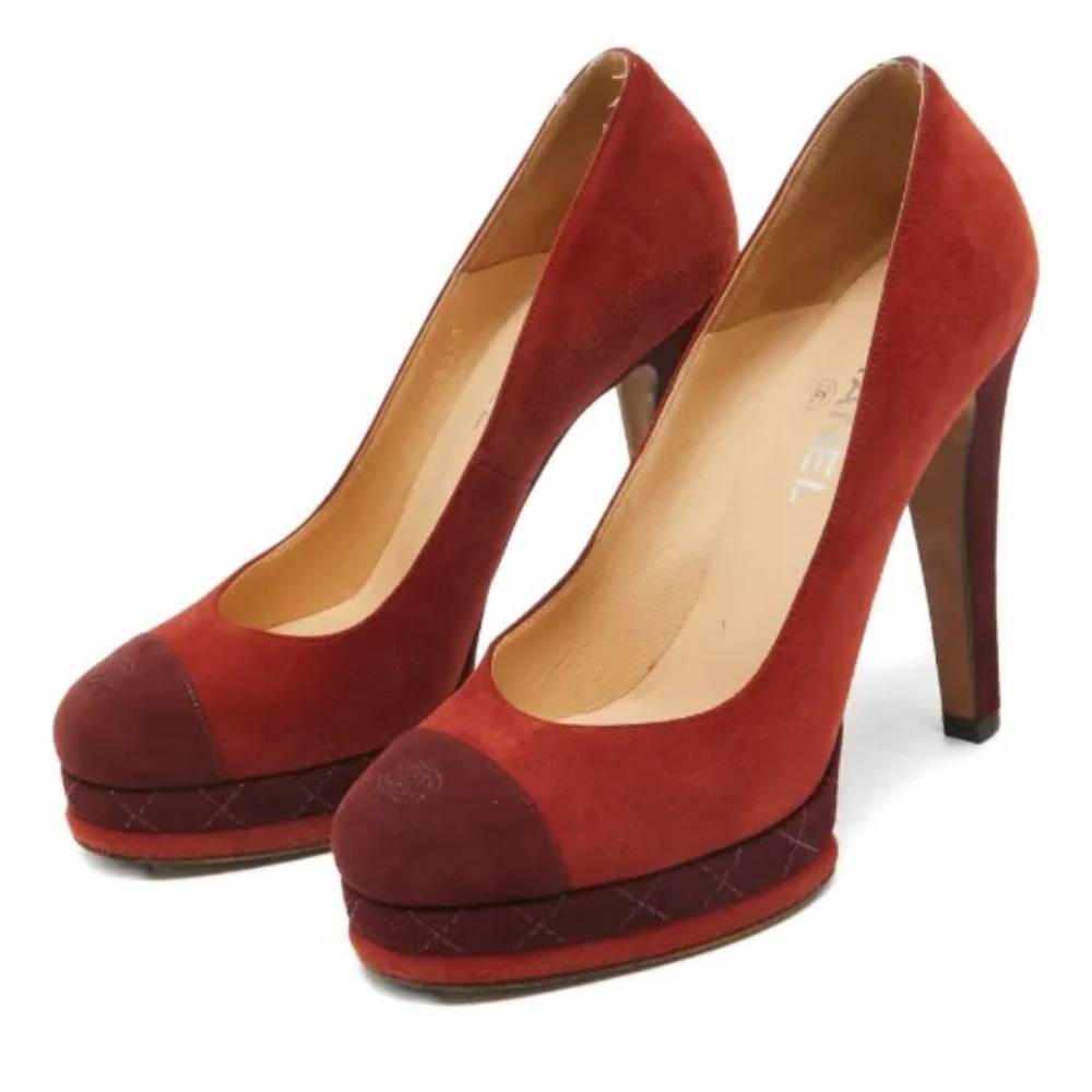 Vintage Chanel Burgundy Red Suede Pumps diamond stitching